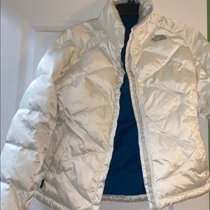 MUST GO!!! North face puffer jacket